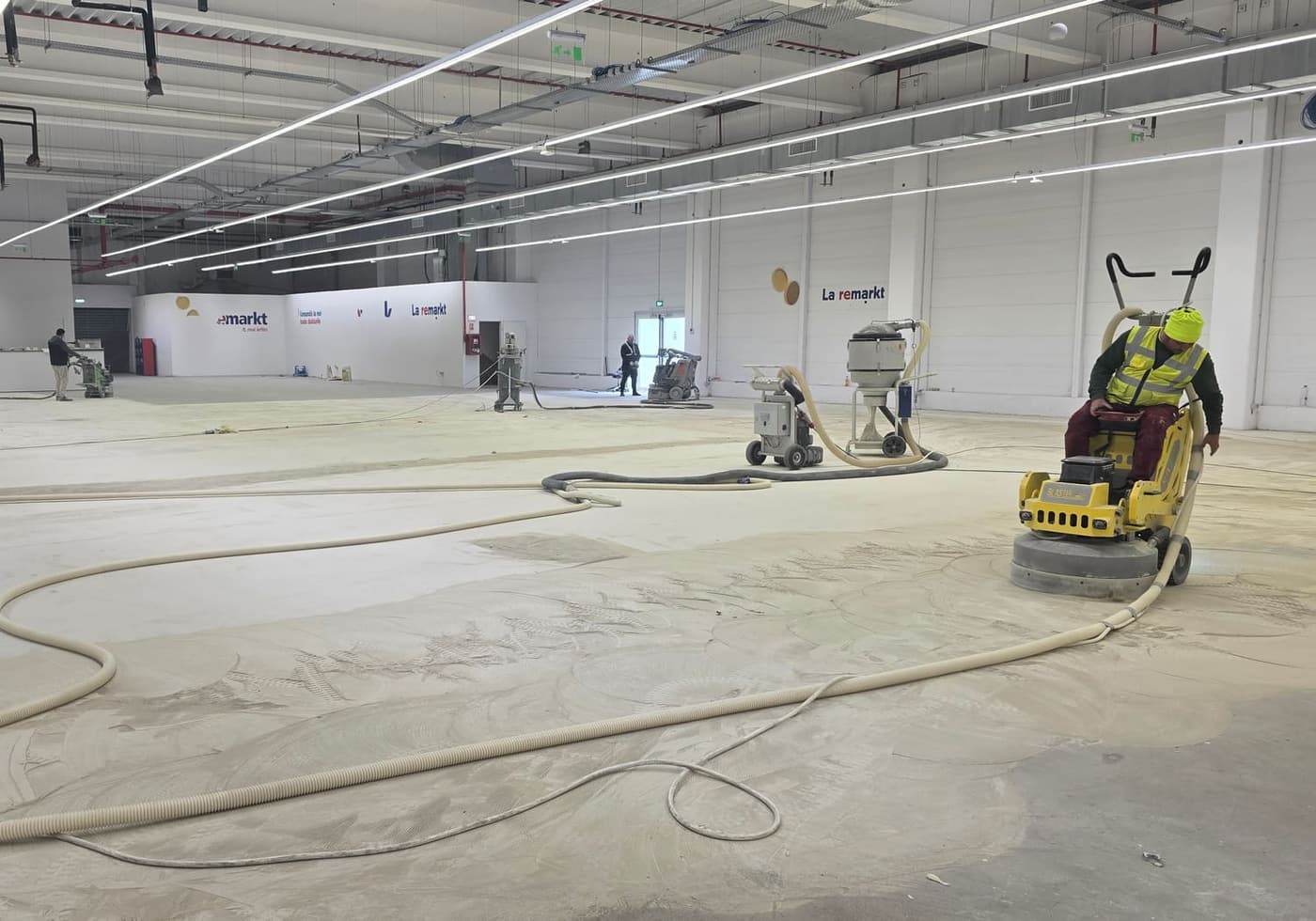 Lucrari de slefuire beton - imagine 6